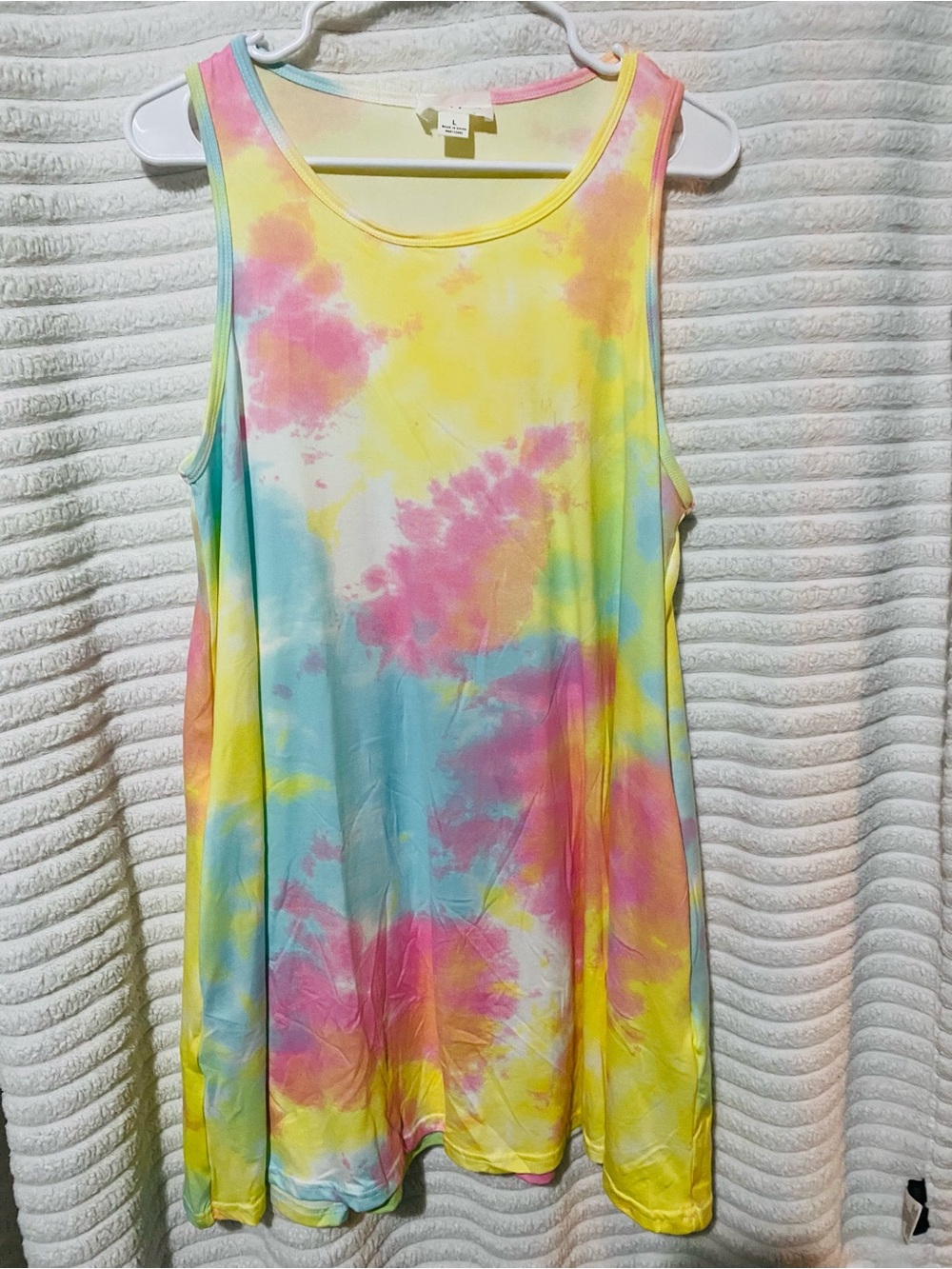 Sleeveless Tie-Dye Midi Dress in Yellow, Pink & Blue, Pockets.NWOT